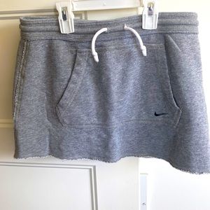 Sweatshirt skirt so cute